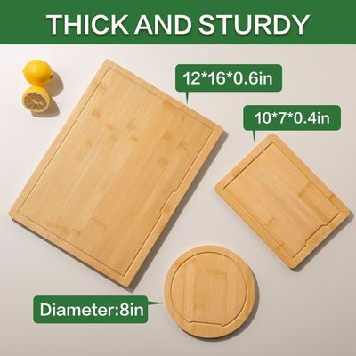 Set van 3 houten hakplanken met sapgroef, zijhandgrepen, verschillende vormen