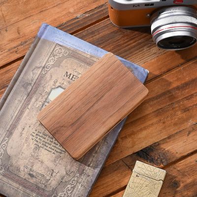 Zwarte walnoot hout vierkant kaartschuim met magnetische sluiting Houten visitekaartje houder