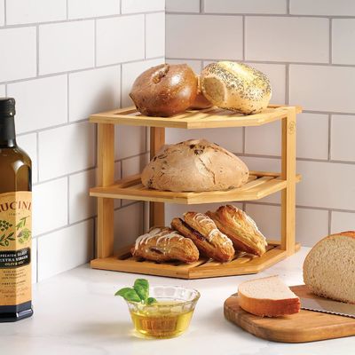 Houten keukenplankplankplankorganisator voor kastenruimtebesparende houten hoekorganisator
