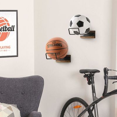 Meubelen voor de woonkamer Multi Sports Ball Storage Rack met gebrande houten wandmontage