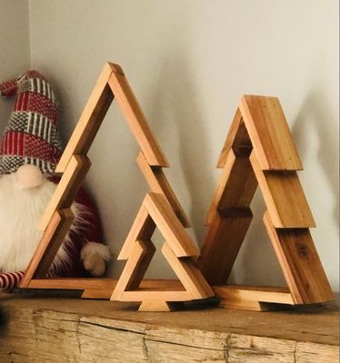 Houten kerstboom als uw verzoek Perfect voor het creëren van een feestelijke sfeer