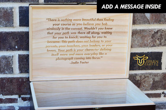 6.2*6.2*4.48 Gepersonaliseerde houten doos tafelgerei souvenir doos voor 5e verjaardag cadeau