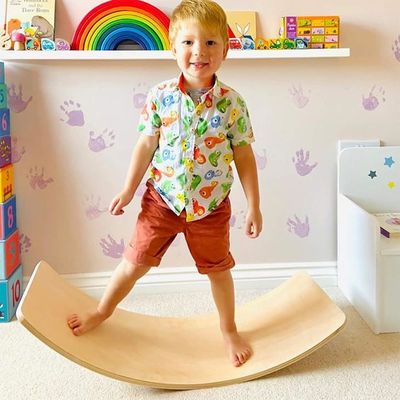 35 inch natuurlijk hout Wiebelen Baby Balance Board Montessori Fitness Balance Curvy Board