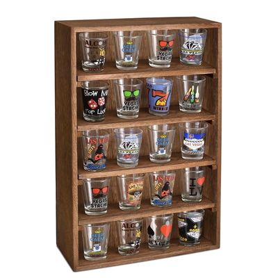 Houten schappen op de muur De perfecte opslagoplossing voor verzamelobjecten