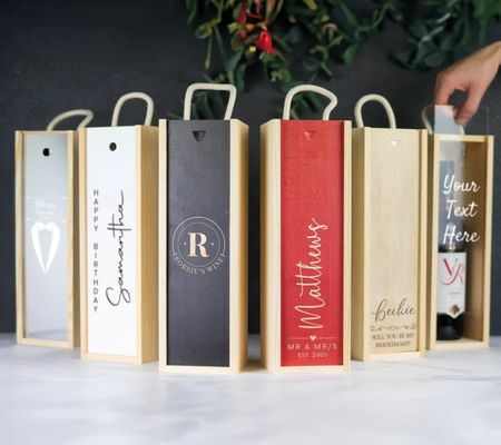 Handgemaakte houten wijndoos met aangepaste lasergravering en gepersonaliseerde schuifdeksel