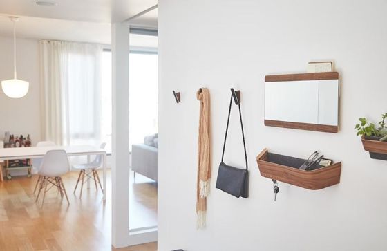 Moderne decoratieve acacia hout post organisator hanger opslag plank rek houten sleutelhanger