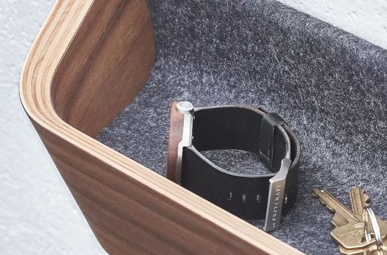 Moderne decoratieve acacia hout post organisator hanger opslag plank rek houten sleutelhanger