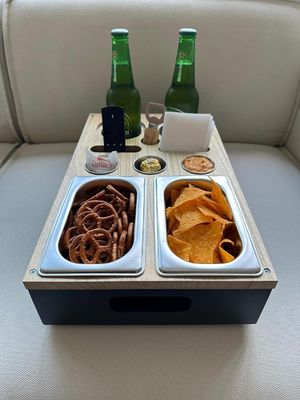 2 Snack Bowls 3 Dip Bowls 2 Coasters Fles Opener Organisator Fleshouder Sofa Butler Serveren Tray Sofa Tray
