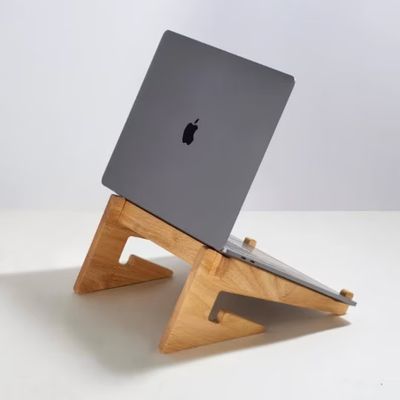 Aanvaardbaar OEM/ODM Houten laptopstand voor Mac Book Ergonomische werkruimte Bureauaccessoire
