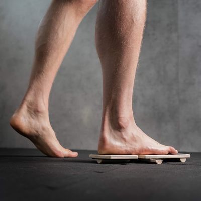 Houten kantelbalansbord voor het versterken van knieën en enkels Europa Regionaal kenmerk