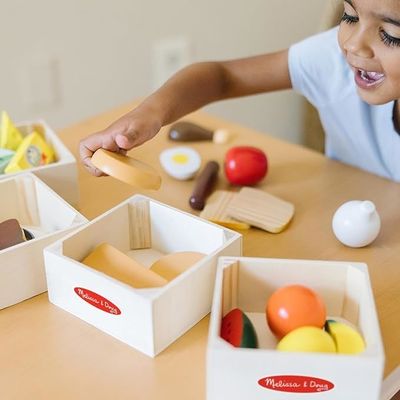 Houten kinderen doen alsof ze rollenspelletjes eten sets 21 stukken en 4 kratten Pine Hout kleur