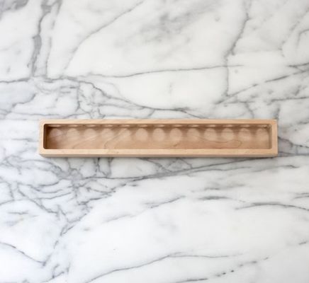 Gepersonaliseerd logoontwerp Wand gemonteerd massief berkkas met multifunctioneel ontwerp