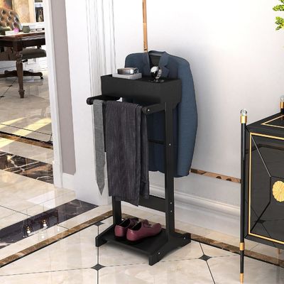 Gepersonaliseerd logo Houten kledingrek met planken en valet stand