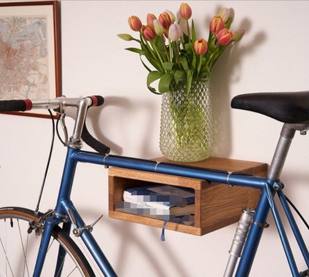 Classificatie Niet-opvouwbaar rek Wand gemonteerd fietsrek met handgemaakt ontwerp van eikenhout