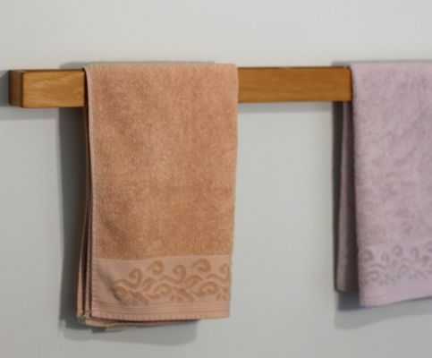 Als uw verzoek Handgemaakte Houten Badkamer Handdoek Houder Badkamer toiletpapier Wandplank