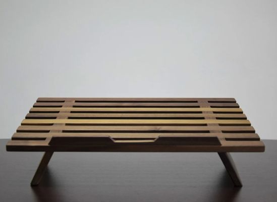 Houten Walnut Laptop Stand Gepersonaliseerd Logo Houten Handgemaakte Laptop Riser en Houder