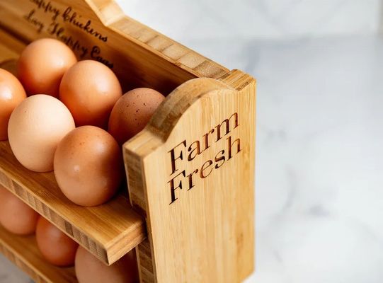 Eco-vriendelijke bamboe rustieke houten eihouder voor koelkast of op aanvraag