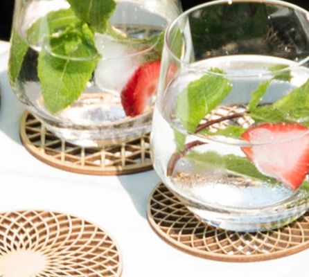 202407 Set 6 Houten Achterhoeken Dubbelvlakte Bruiloftsachterhoeken Staand type