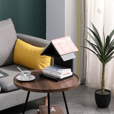 Houten driehoek nachtkast Boeken rust Een uniek en praktisch geschenk voor boekenliefhebbers