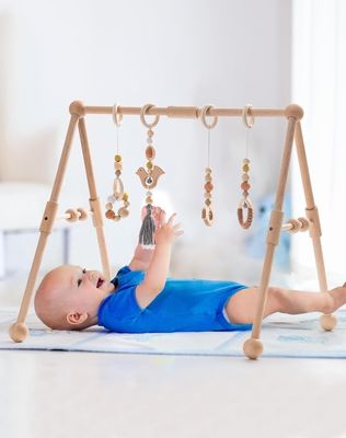 2407 Frame Activity Gym Hanging Bar Baby Toys Houten Baby Gym met 4 speelgoed in uw kleur