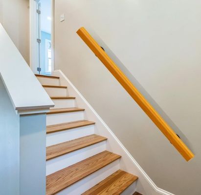 Veiligheid van de trappen in de binnenruimte, niet-glijdende leuning, 3 voet pijnboombanden op aanvraag, complete set