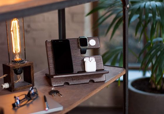 Laser gegraveerde houten lui houder aangepaste mobiele telefoon stand met Phonestand en pen slot