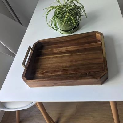 Keuken Restaurant Houten servietbak met met goud gepolijste metalen handgrepen Walnoot