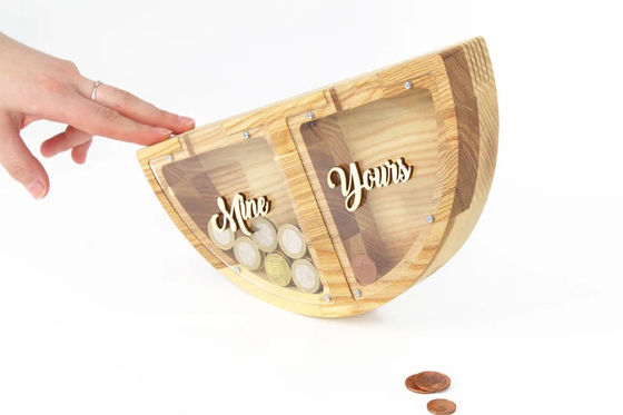 Gepersonaliseerde houten varkensbank MINE YOURS Design Bespaar geld op een leuke en creatieve manier