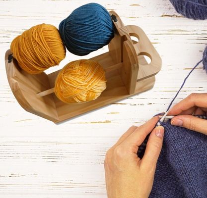 Houtgarenstaander dubbel draaiend voor het breien van haakwerk Handgemaakte garenspeler