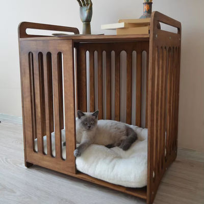 Innenhuis moet ruimte besparen met luxe sloop Houten hondenkist meubilair