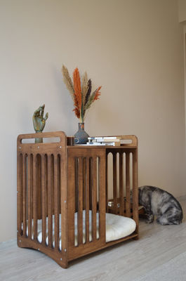 Innenhuis moet ruimte besparen met luxe sloop Houten hondenkist meubilair