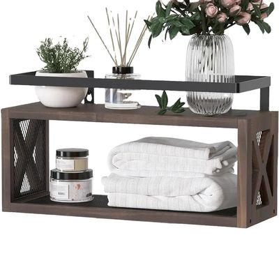 Bespaar ruimte met boerderijstijl rustieke bruine drijvende houten planken en beveiligingsrail