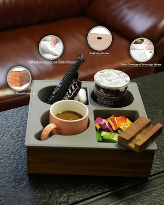 Gepersonaliseerd logo zachte siliconen acacia houten bank caddy voor snacks drankje afstandsbediening