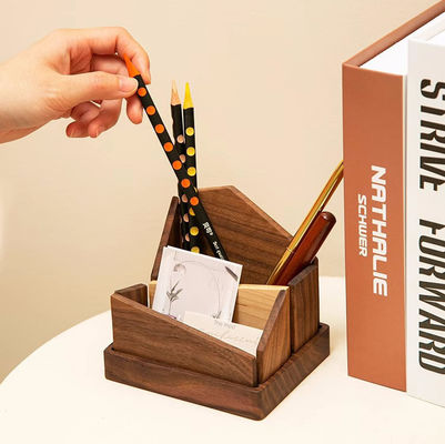 Werktuigen Zwarte walnoot penhouder Multifunctionele houten potlood staan met onregelmatige vorm
