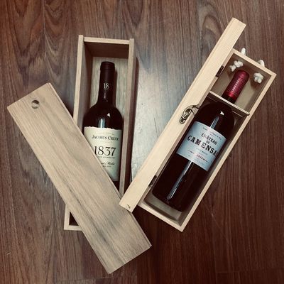 Eén fles Onvoltooide wijnverpakkingsdoos van dennenhout Aanpassing van het drukwerk