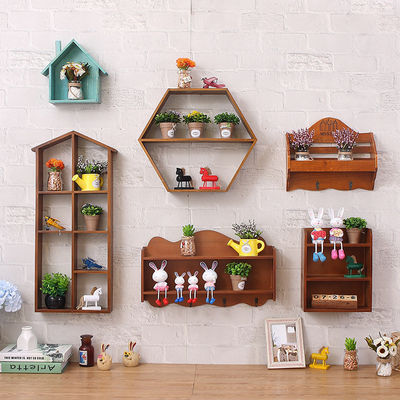 Op maat gemaakte houten sleutelhanger voor planken en postorganisator voor de ingang