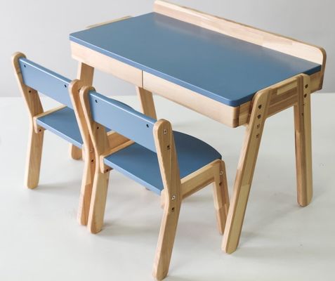 Kinders slaapkamer set hoge hoeveelheid houten kinder bureau en stoelen voor Montessori meubels