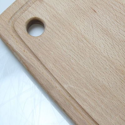 Functioneel en duurzaam massief hout beuk snijplank met handdruk verbrand