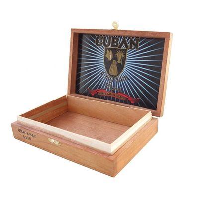 FSC-gecertificeerde handgemaakte houten sigarettendoos met aangepaste logo's