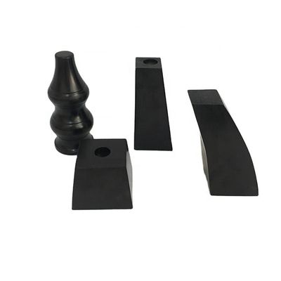 Houten tafelbenen en meubelbedekking met op maat gemaakte houten meubel accessoires