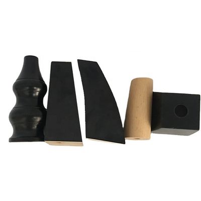 Houten tafelbenen en meubelbedekking met op maat gemaakte houten meubel accessoires