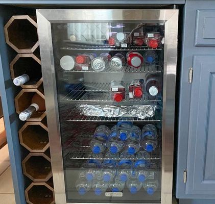 Hoge hoeveelheid stapelbare houten wijnhouder voor aanpasbaar gemaakt aanrecht wijnrek