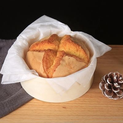 Houten doos met natuurlijke houtkleur voor op maat gemaakte ronde cake kaas cake salade fruit verpakking