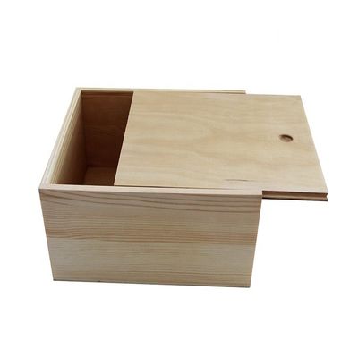 Grote houten doos met deksel in gewone of aangepaste kleur