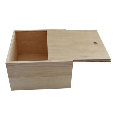 Grote houten doos met deksel in gewone of aangepaste kleur