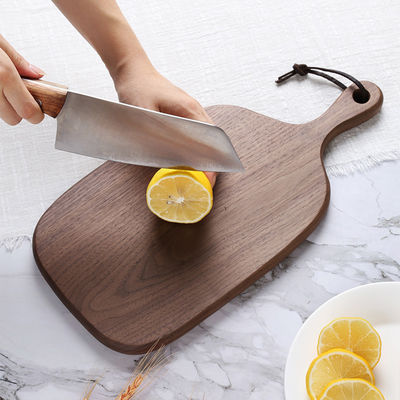 Handgemaakte walnotenkaas brood snijplank Houten serveertas met balansontwerp