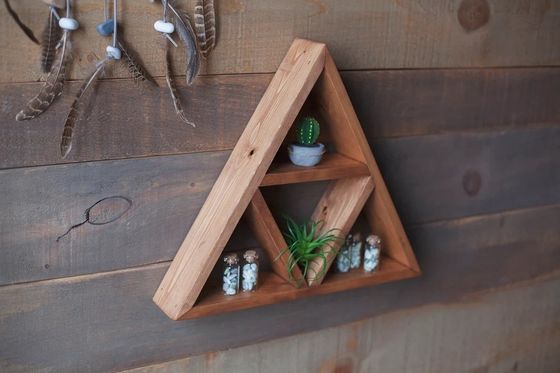 Woonkamermeubelen Custom handgemaakte houten muur gemonteerd drijvende driehoekige plank 16&quot;of18&quot;X3.2&quot; Modern design