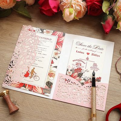 Europa Laser Cut Hollow Rose Pocket Bruiloftsuitnodigingen met enveloppen en RSVP-kaarten