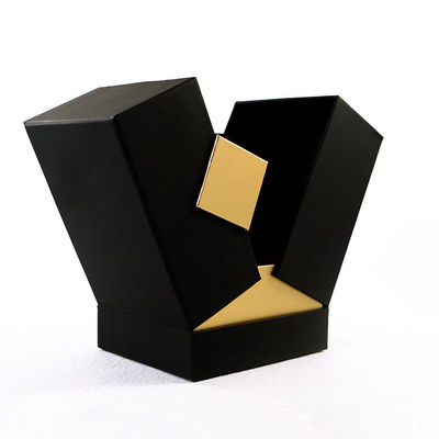Op maat gemaakt Matt Laminatie Printing Pink Cosmetic Set Verscheping Mailer Box voor huidverzorging