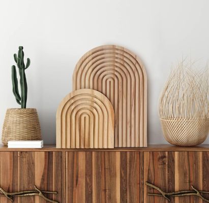 Gepersonaliseerd logo Acceptabel regenboogvormig houtsnijplank voor keukenversiering